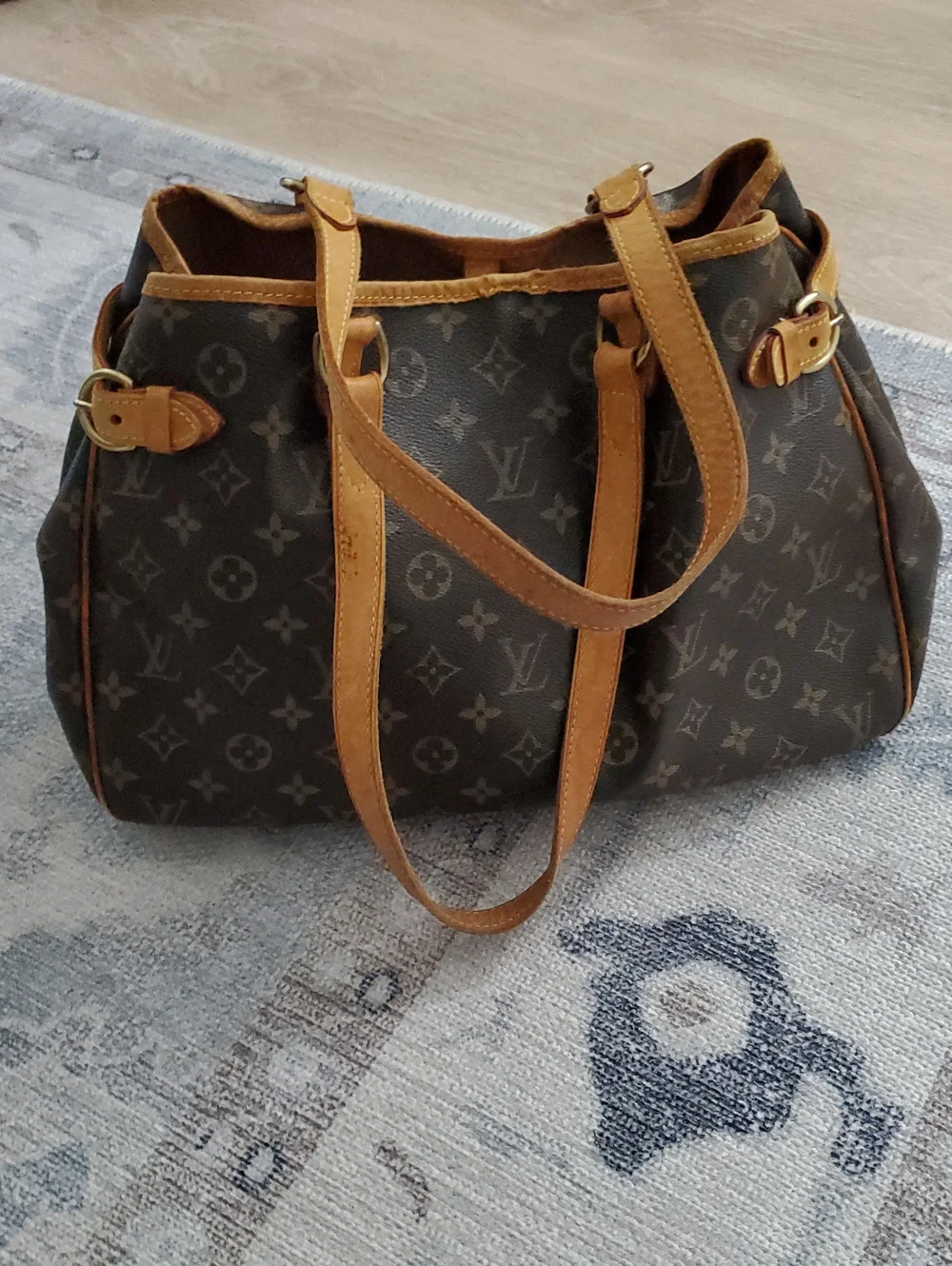 Louis Vuitton Batignolles Horizontal Monogram and Leather Shoulder Bag